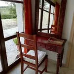 Badde Cubas Bed & Breakfast Usini