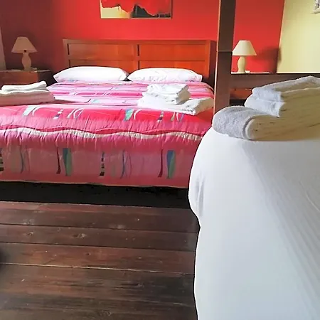 Badde Cubas Bed & Breakfast Usini
